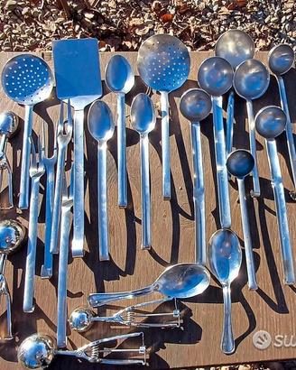 Mestoli cucchiai attrezzatura da cucina ristoranti