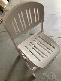 Tavolino con 4 sedie