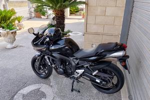 YAMAHA FAZER S2/SOLi29000KM/GOMMATA/BEN TENUTA
