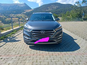 Hyundai Tucson suv xpossible