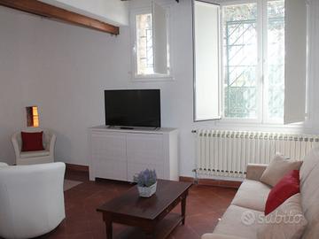 Divano 3 posti e due poltroncine come nuovi