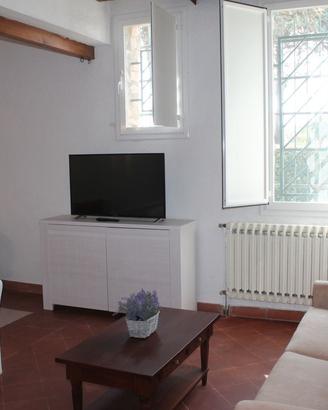 Divano 3 posti e due poltroncine come nuovi