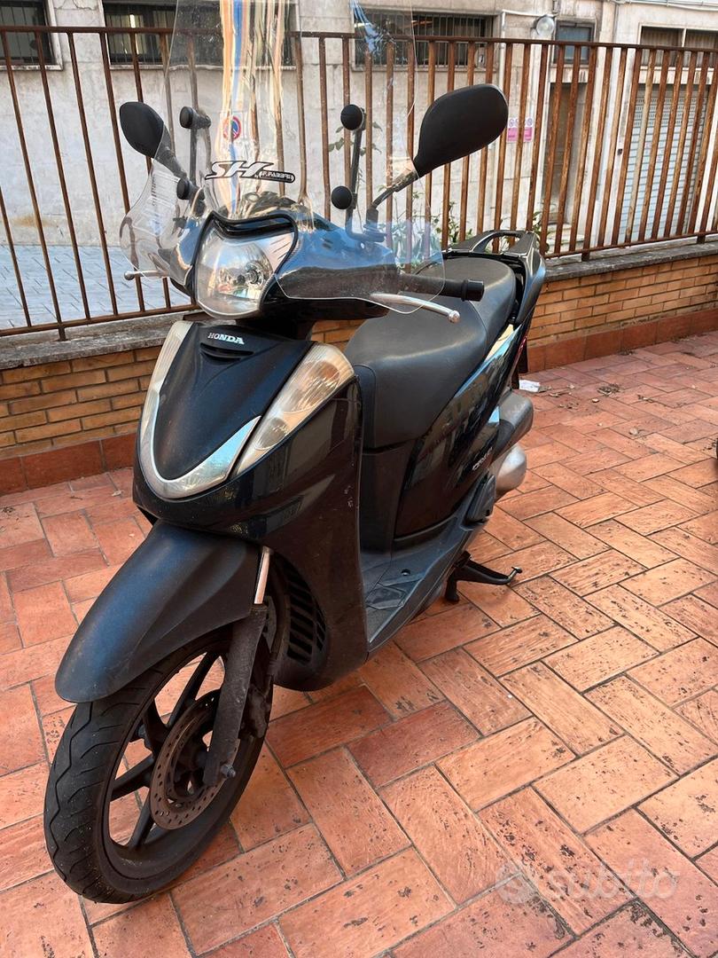 Scooter Cupolino Nero Sh 300 Marca Honda Sh 300 Anno 2010 Prezzo