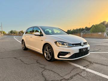 Volkswagen Golf 7.5 R-LINE/2.0 TDI 150 CV/CAR PLAY