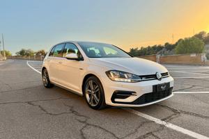 Volkswagen Golf 7.5 R-LINE/2.0 TDI 150 CV/CAR PLAY