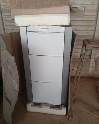 boiler accumulo Vaillant nuovo 150l