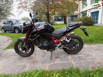 Honda Hornet 750
