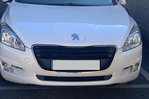 Pegeot 508 berlina del 2014 con 6 marce 1.6 hdi