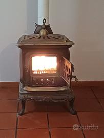 stufa a legna in ghisa 