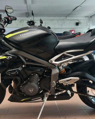 Triumph Street Triple RS