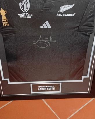 Maglia All Blacks autografata da Aaron Smith 