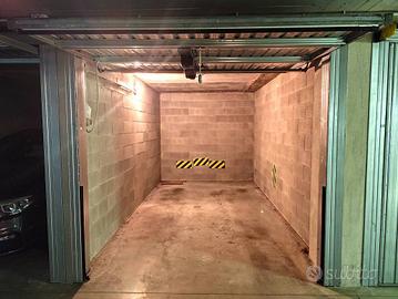 Box / Garage di 14 m² a Seregno