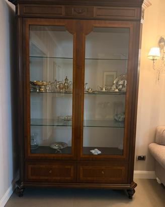 Elegante Vetrina classica in Legno Intarsiato