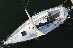 Canados 33 pronto alla boa si noleggia