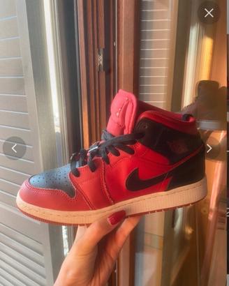 Scarpe JORDAN 