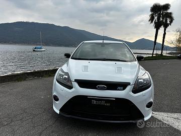 Ford Focus 2.5T (305CV) 3p. RS