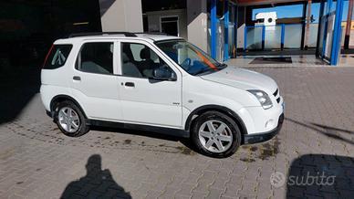 Suzuki ignis 1.5 4x4 gpl