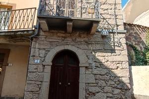 Scano Montiferro, casa singola in via Angioy 6