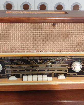Radio Vintage antica funzionante 