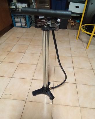 Pompa bicicletta 