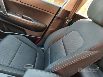 kia sportage black edition