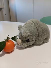 Trudini, rinoceronte di peluches 