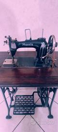 Vecchia e rara macchina da cucire