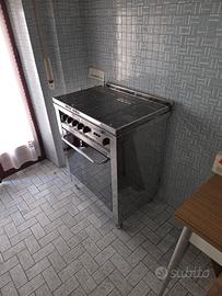 Cucina a gas 4 fuochi con Forno