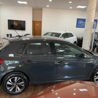 VOLKSWAGEN POLO 1.0TSI 95CV COMFORTLINE- Marzo 202