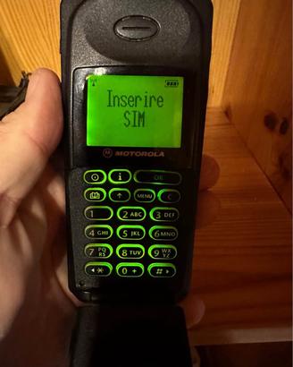 Motorola 8700