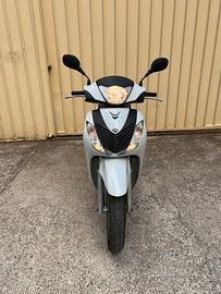 Honda Sh 125 & Aprilia Scarabeo 50