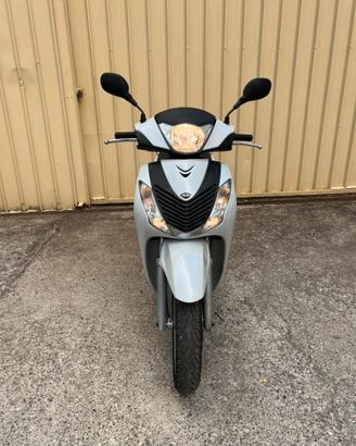 Honda Sh 125 & Aprilia Scarabeo 50