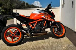 KTM 1290 Super Duke R EVO - 2023