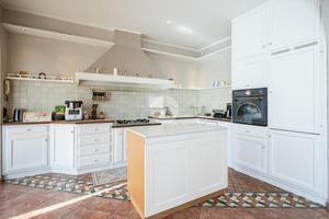 VILLA A SCHIERA A NONE