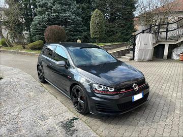 Volkswagen Golf 7 GTI