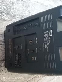 TV tubo catodico portatile con radio vintage