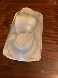 Servizio da colazione in porcellana bianca