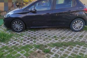 Pegeout 208  1.2 benzina -GARANZIA TOP