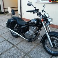 Suzuki GZ Marauder 250 - 2001