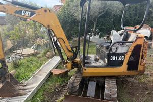 Escavatore cat 301.8c