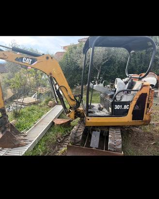 Escavatore cat 301.8c