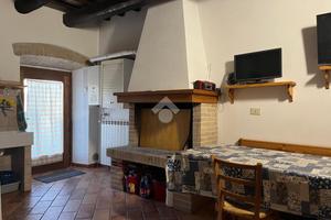 2 LOCALI A AMELIA