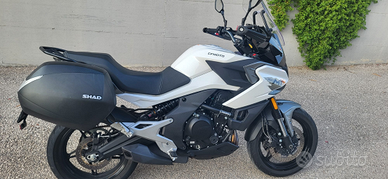 Moto cf mt 700