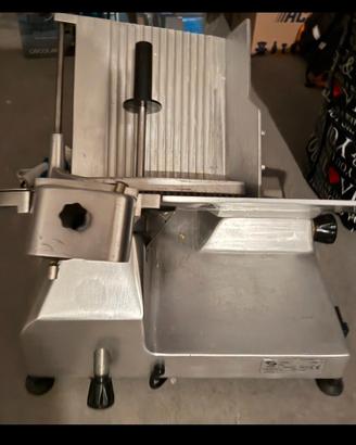 Affettatrice  Lama 35 cm  Marca Noaw