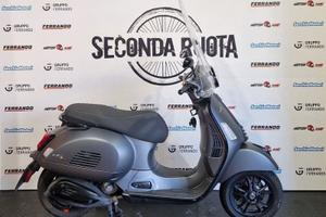 Vespa 300 GTS hpe SuperSport