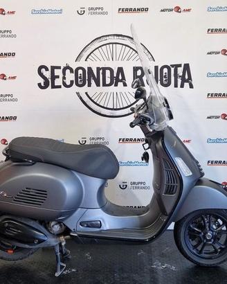 Vespa 300 GTS hpe SuperSport