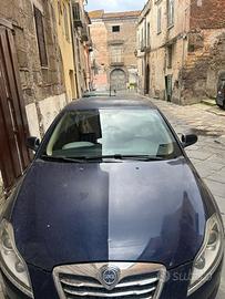 Lancia Delta 1.6 120 cv versione oro