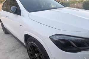 MERCEDES GLA AMG 35