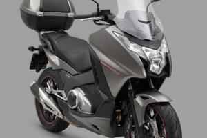 Honda NC750S (2017) - Perfetta, Tagliandata e Pron