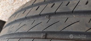 Gomme 255/55/16